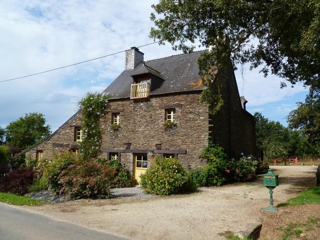 Chambre D'Hotes Saint Jacob Relais De Chasse Du XVIII Siecle Les Fougerets Exterior photo